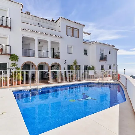 In Balcon De Frigiliana